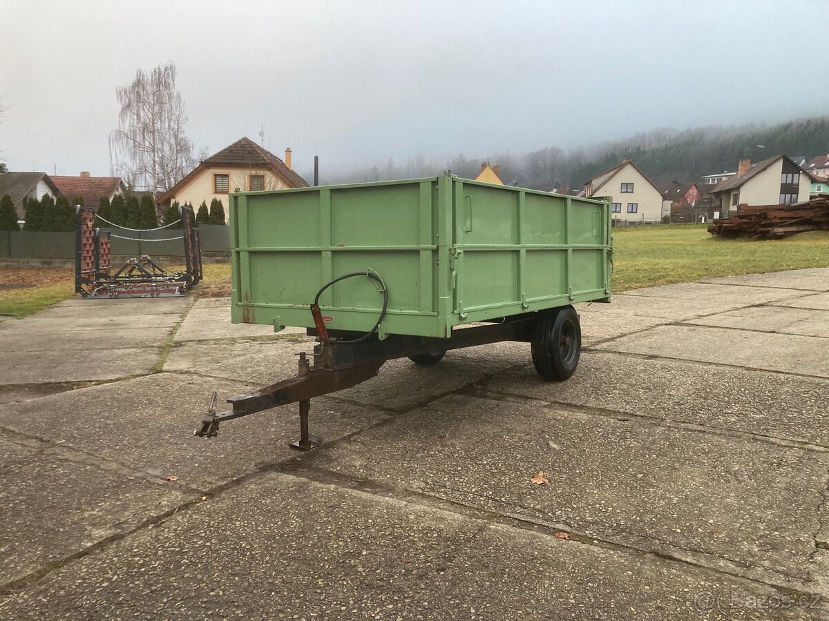 Přívěs za traktor sklopný - 15