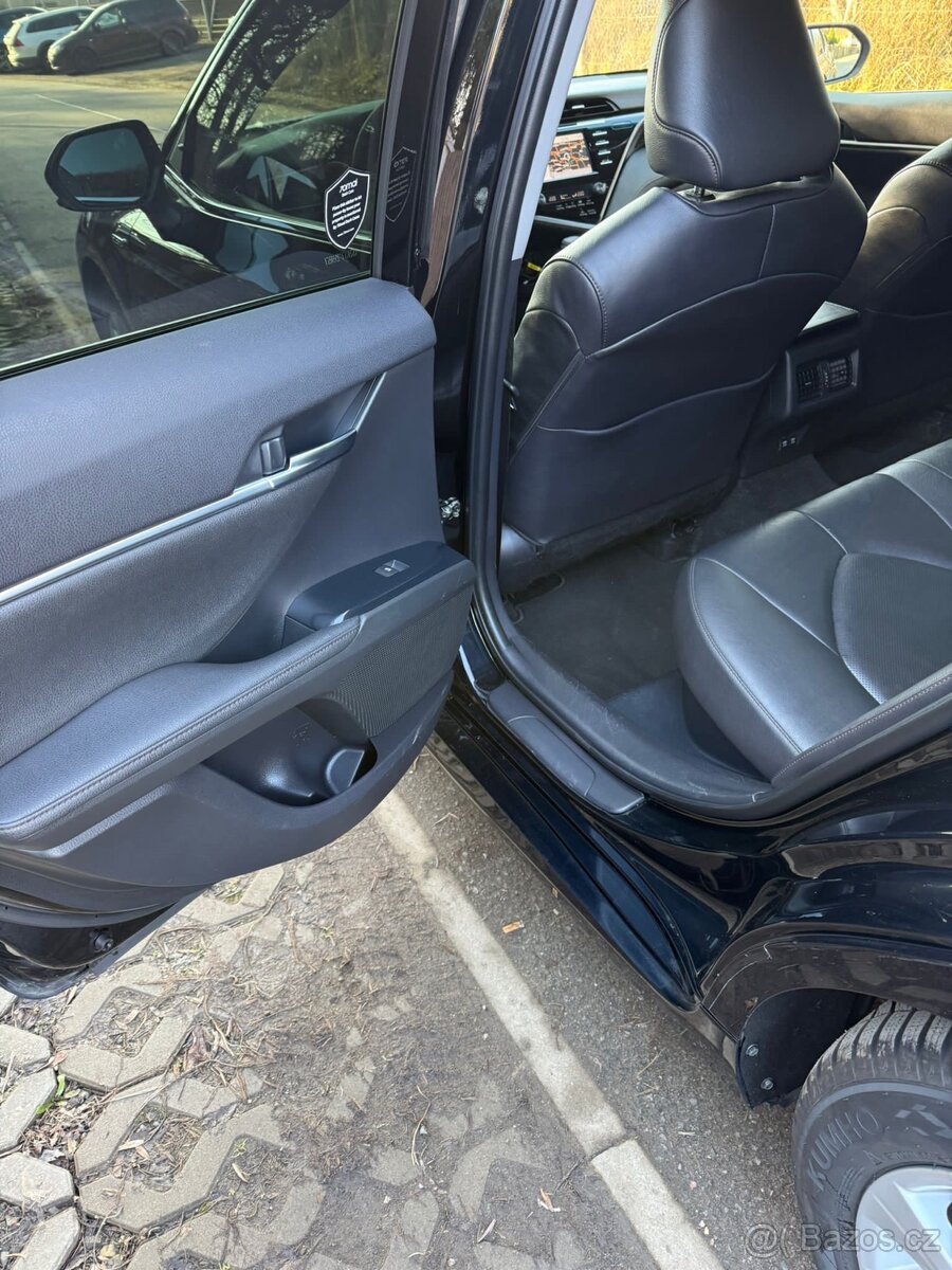 Toyota Camry - 15