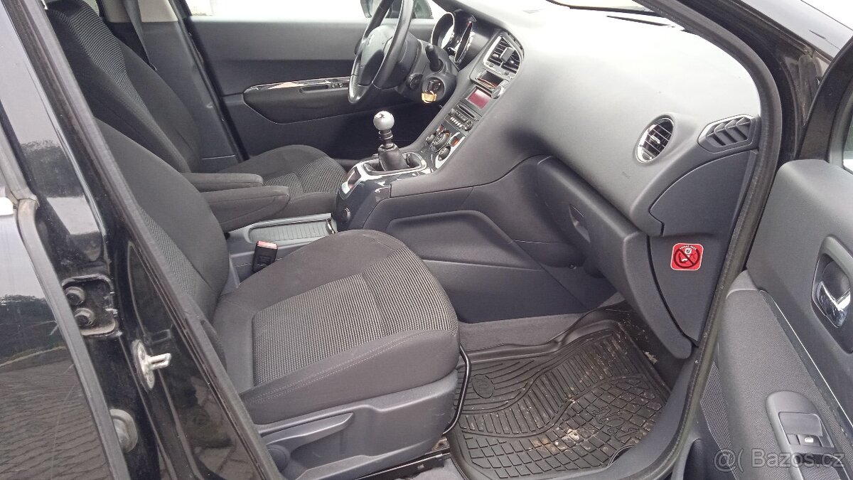 PEUGEOT 5008 1,6HDi82kw,rv11/2011,5-MÍSTNÉ,ALU,STK - 15