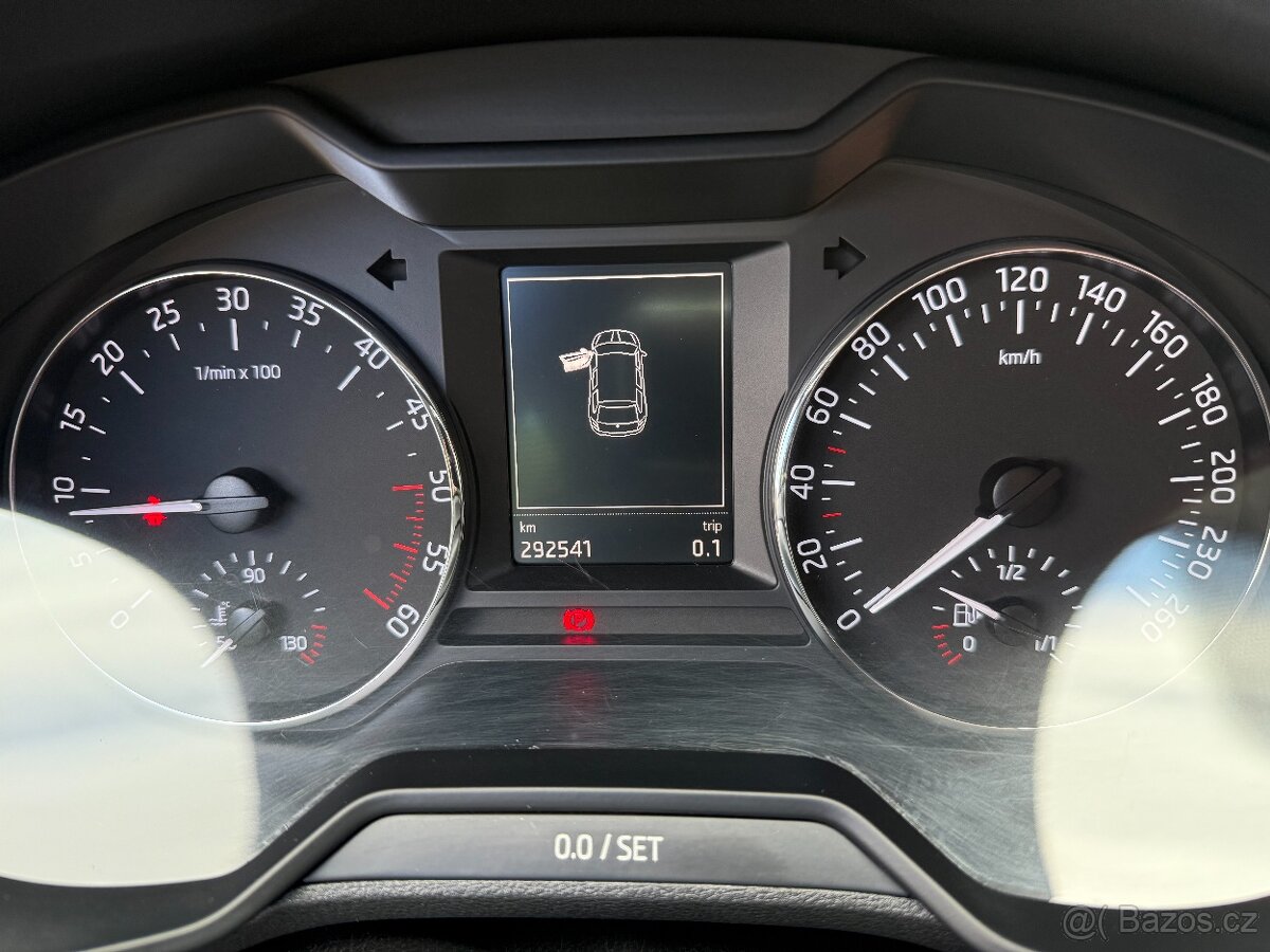 Škoda Octavia III kombi 2.0 TDI 110 kW, 292.541 km, nová STK - 15