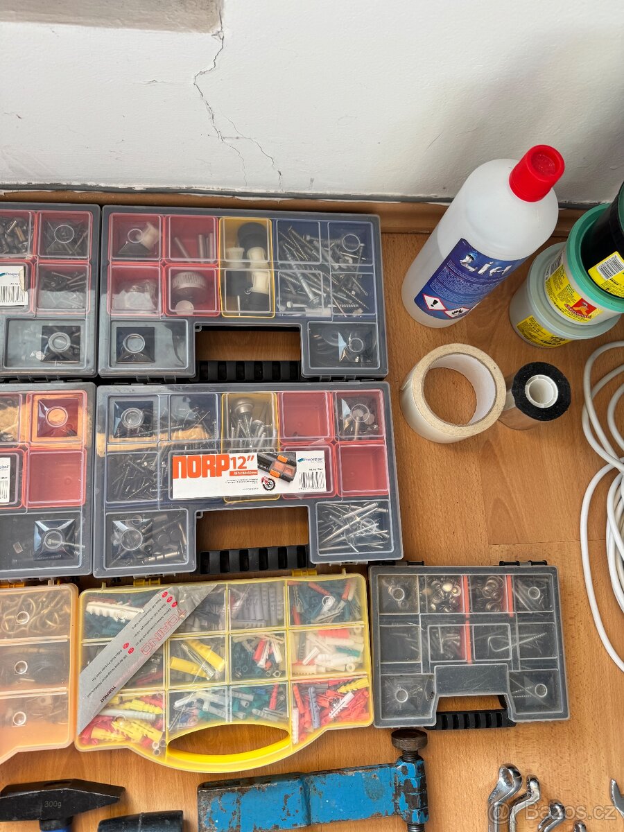 Nářadí a potřeby do domácnosti - 15