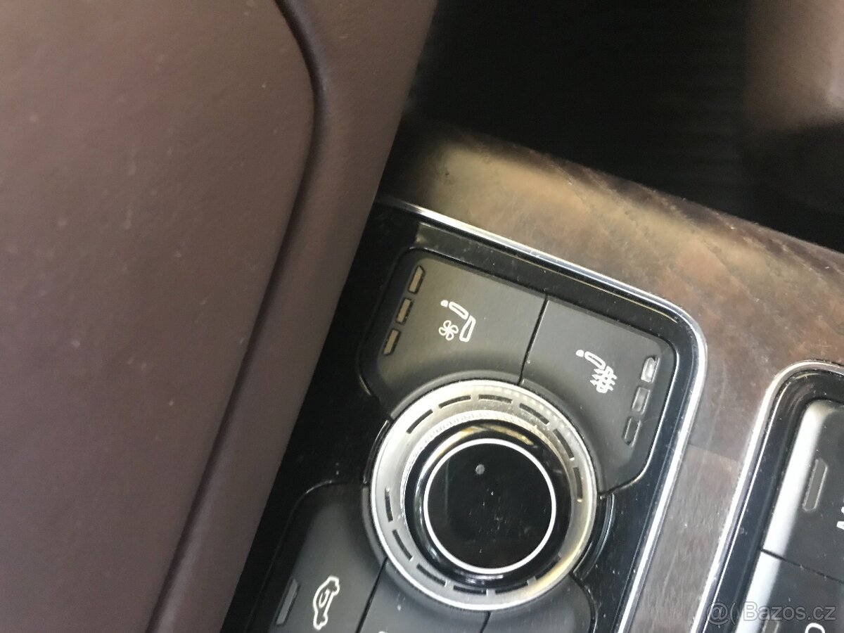 Audi A8 3.0tdi hybrid model 2013 Desing selection interiér - 15