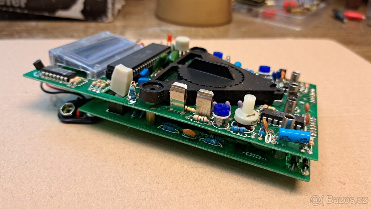 Sbírkový multimetr TENICA (Zhenxing) DT-890 (1990) - 15