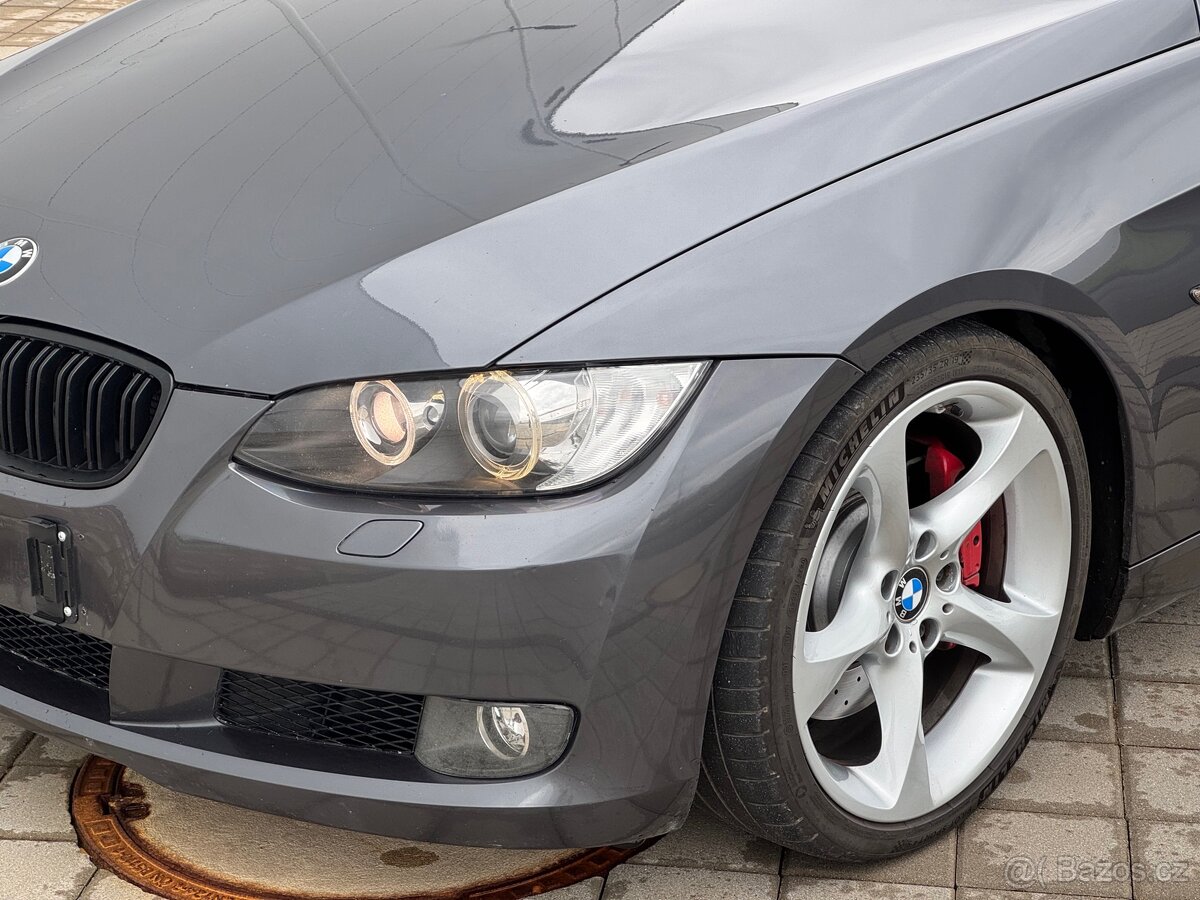 BMW E92 335i Manuál - 15