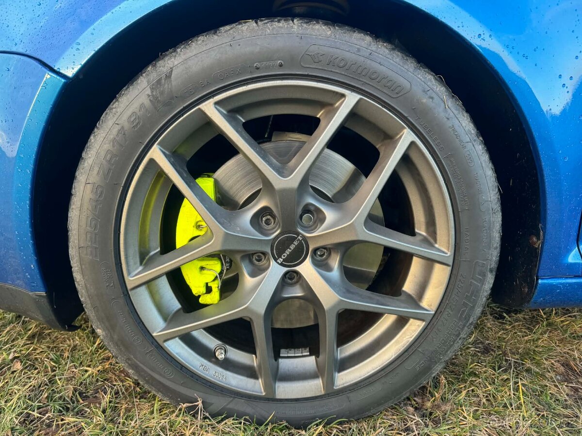 Volkswagen Bora 2.8 VR6 - 15