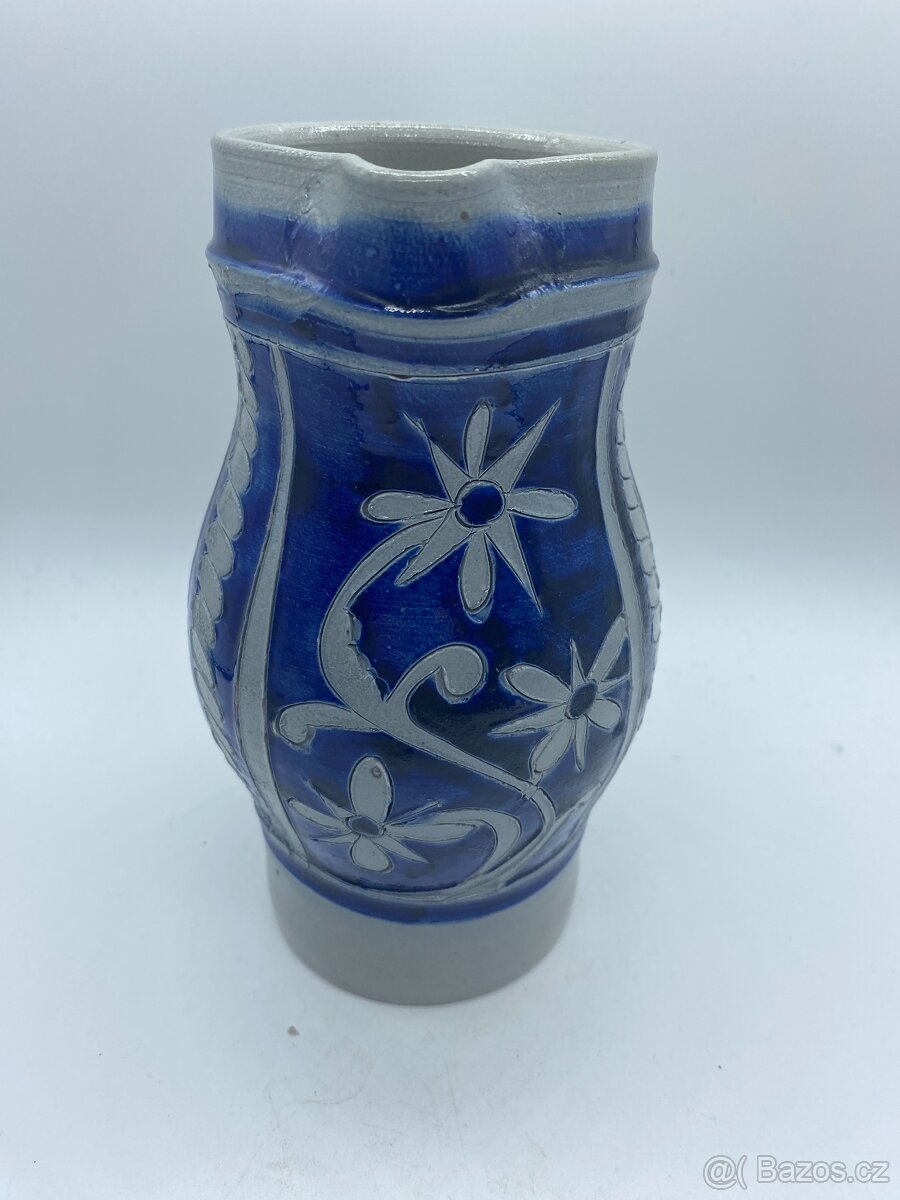 Sběratel nabízí staré keramické džbány - 15