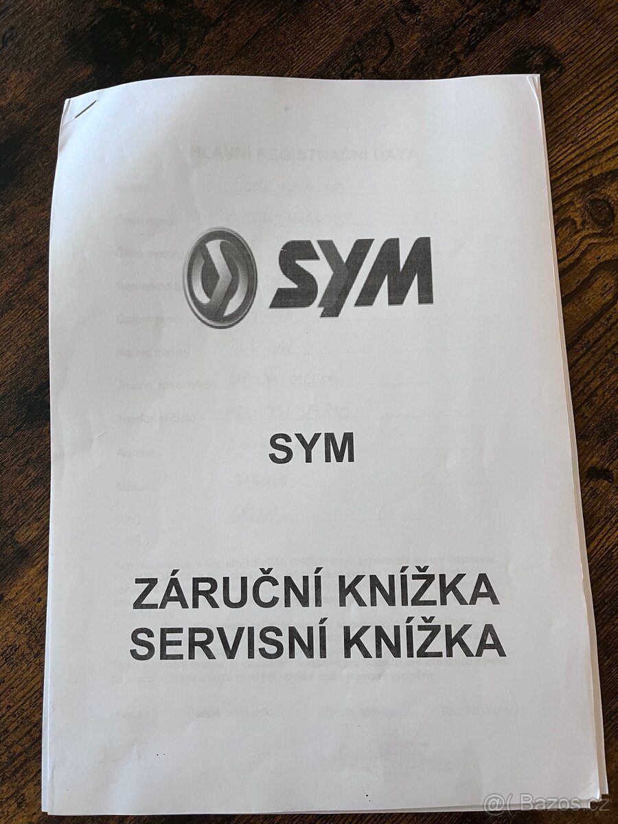 Sym Fiddle 125 skútr v retro stylu - 15