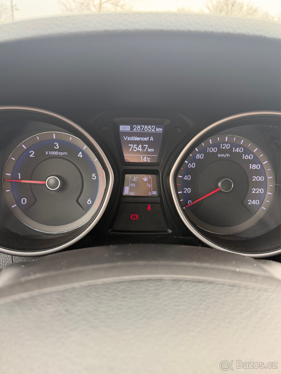 Hyundai i30 combi 1.6TDi 2017 - 15