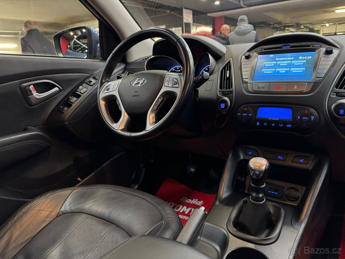 Hyundai IX35 2.0i STYLE PLUS 122kW AWD, XENONY, BENZÍN - 15