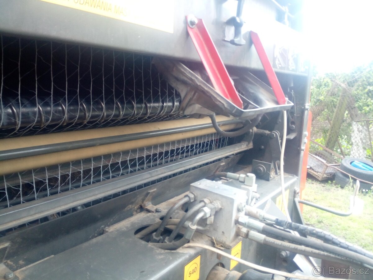 lis na kulaté balíky ursus z 543 - 15