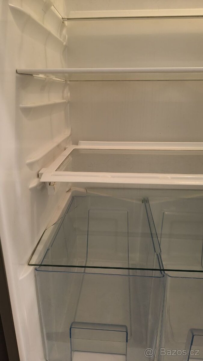 Velkokapacitní lednice Electrolux - 15