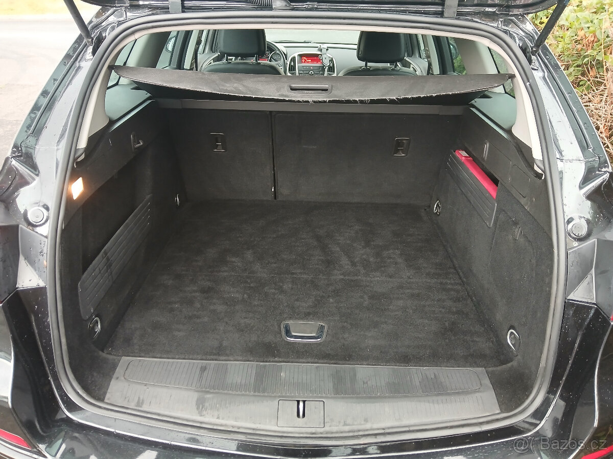 Opel Astra Com 1.6i Jen 98.000 Km serviska - 15