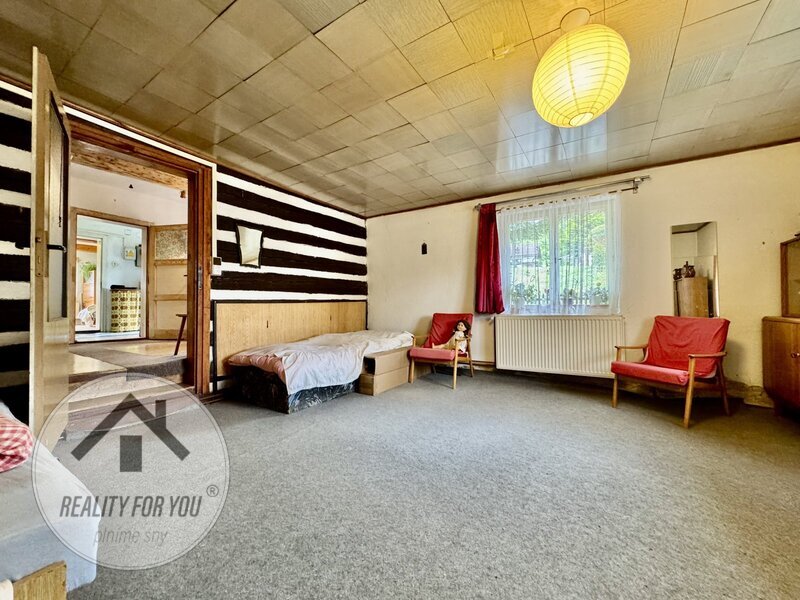 Prodej krásného rodinného domu/chalupy v Rovensku pod Troska - 15