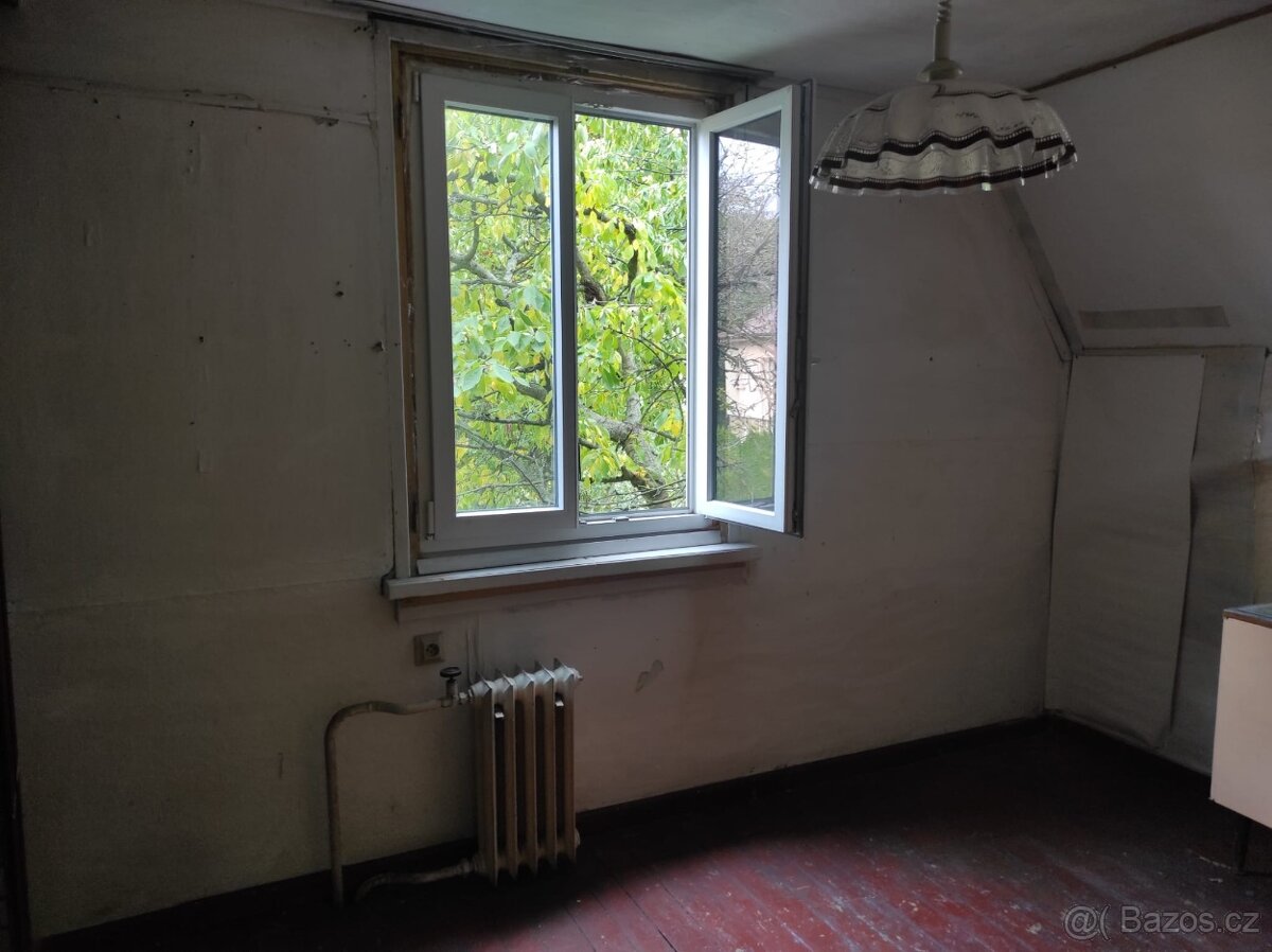 Prodej rodinného domu v Lounech - 15