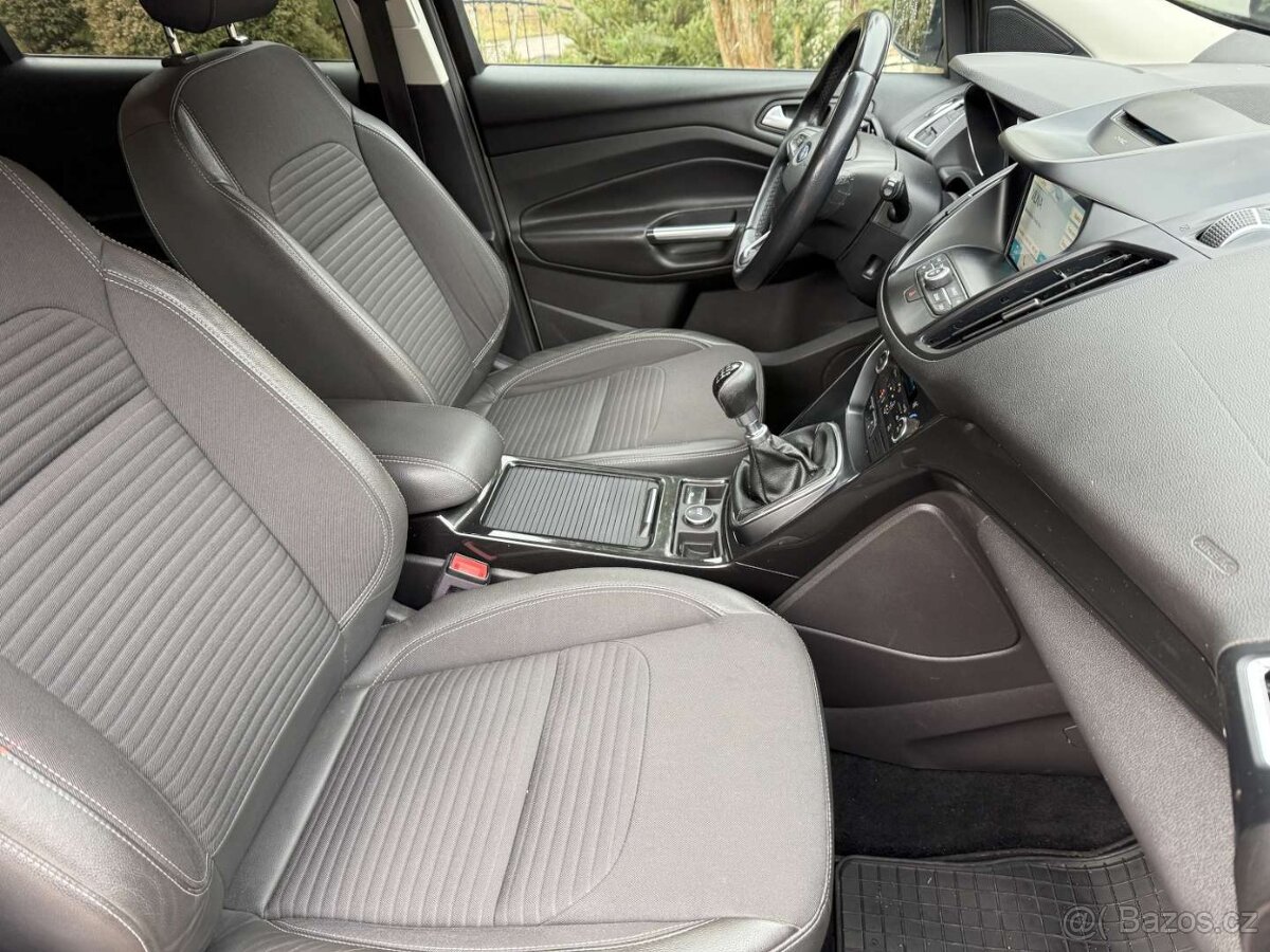 FORD KUGA 2,0TDCi 4x4 - 15