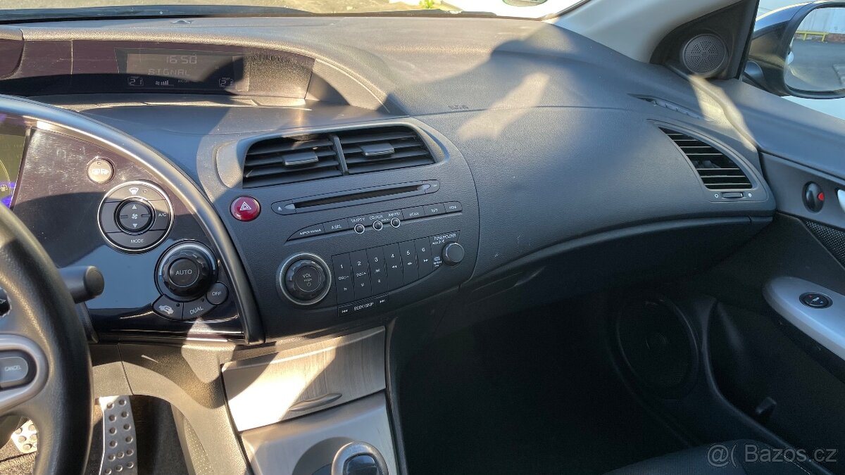 HONDA CIVIC 1.8 VTEC TYPE-S - 15