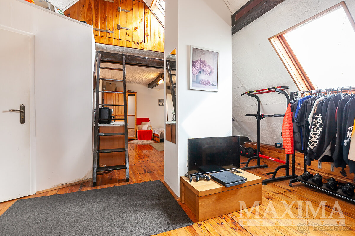 Dům 6 a více o ploše 255 m2 - Praha, Michle - 15