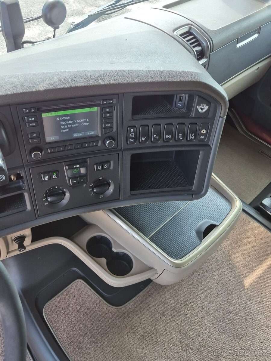 SCANIA R520 V8 TOPLINE-STREAMLINE 2015 - 15