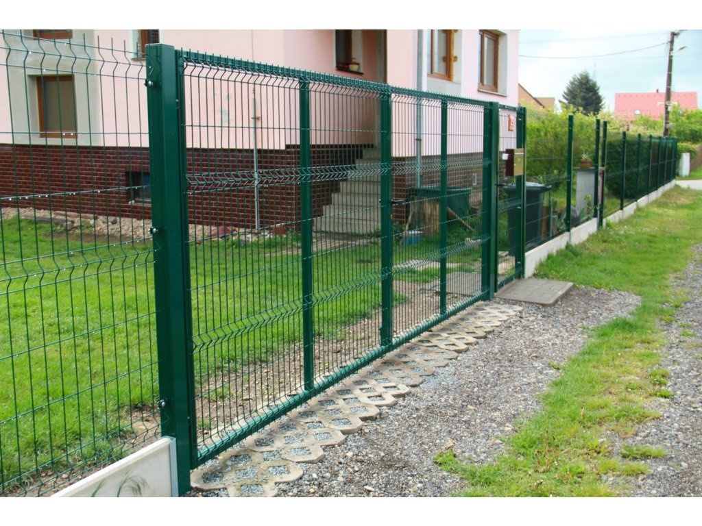 Montáž plotů,montáž 2D a 3D panelů,montáž brány a branky - 15