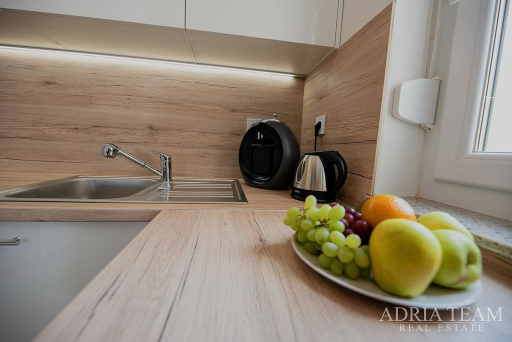 CHORVATSKO- EXKLUZIVNÍ APARTMÁN – PRVNÍ ŘADA U MOŘE POVLJAN - 15