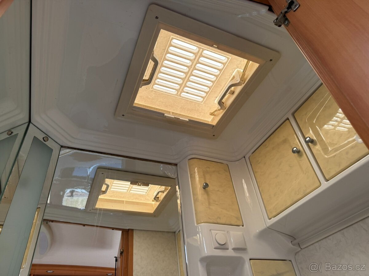 HOBBY DE LUXE 440 SF-STAN-BOJLER-1. MAJITEL - 15