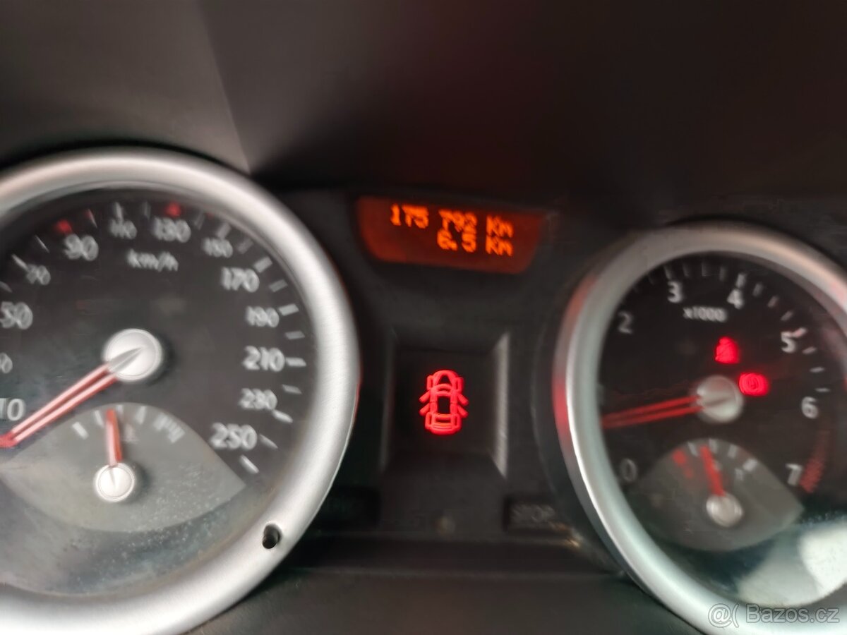 Renault Megane 1,6 i 16V - 15