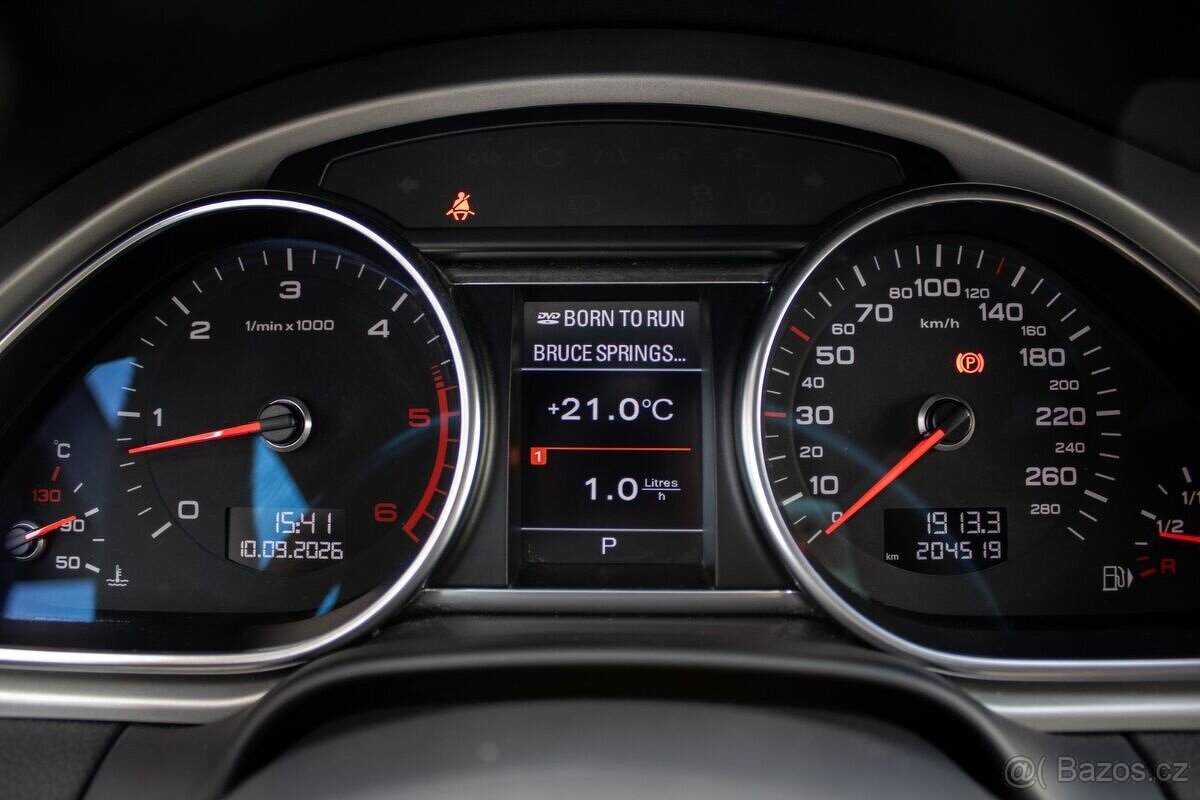 Audi Q7 3.0 TDI S-Line / 7 miest / 180kW / A8 / 2014 - 15