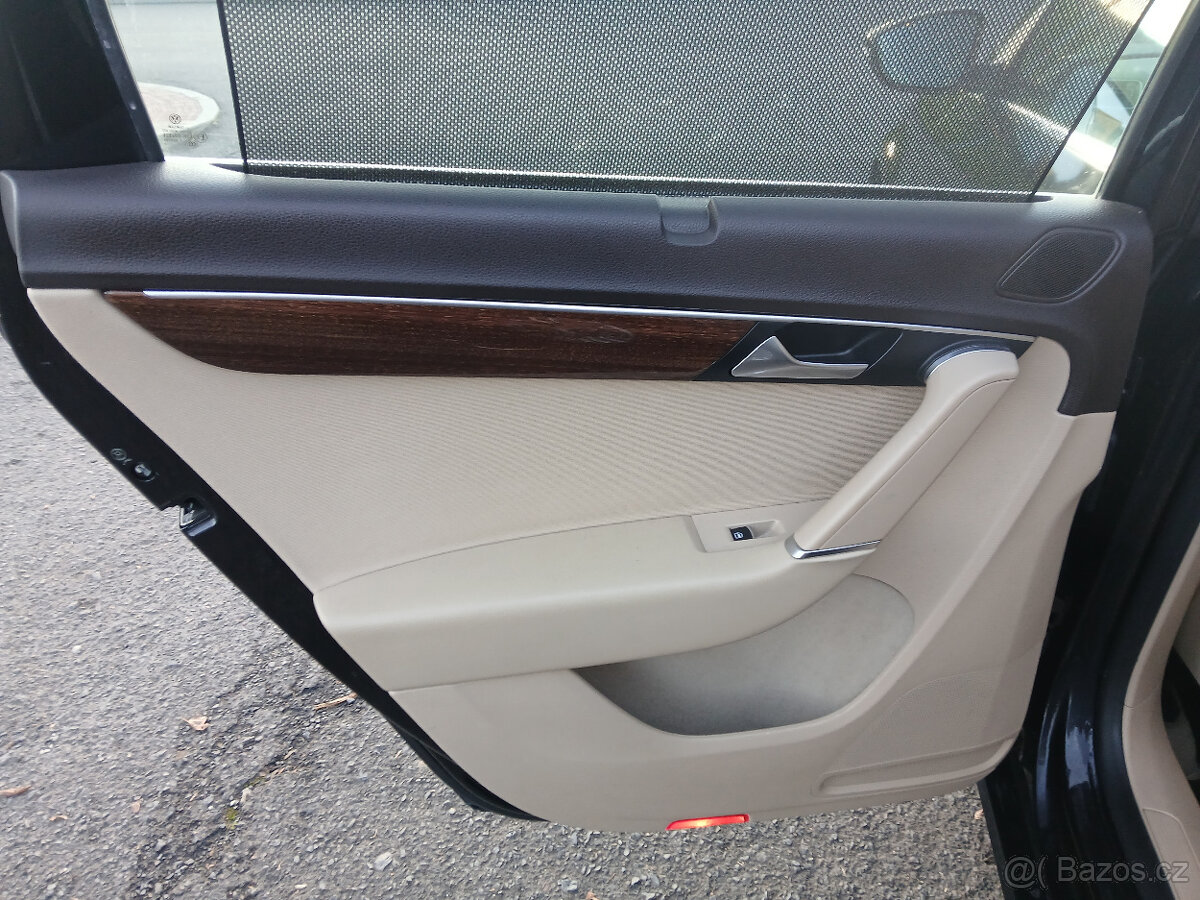 Volkswagen Passat Variant 1.6 TDI 77kW - 15