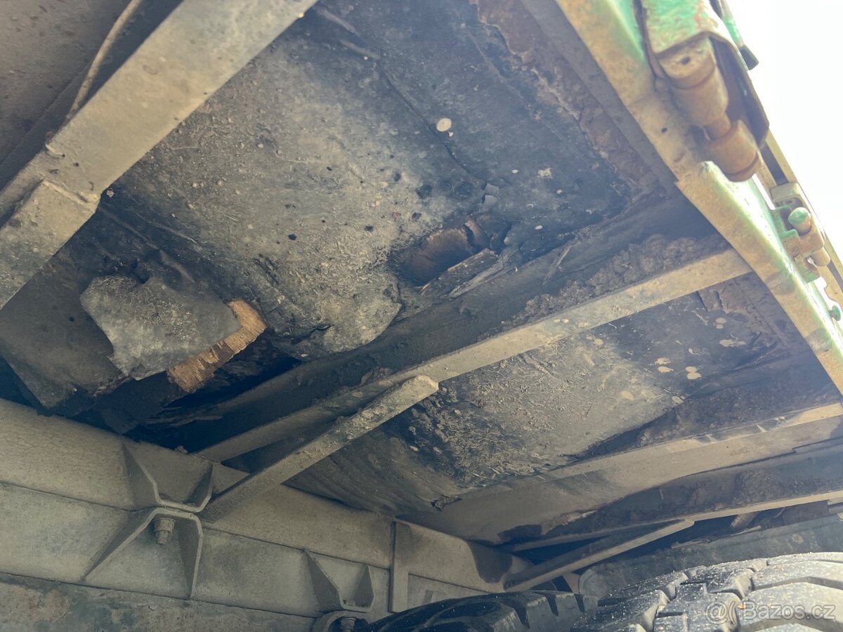 RENAULT PREMIUM 320 6X2 + HR - 15