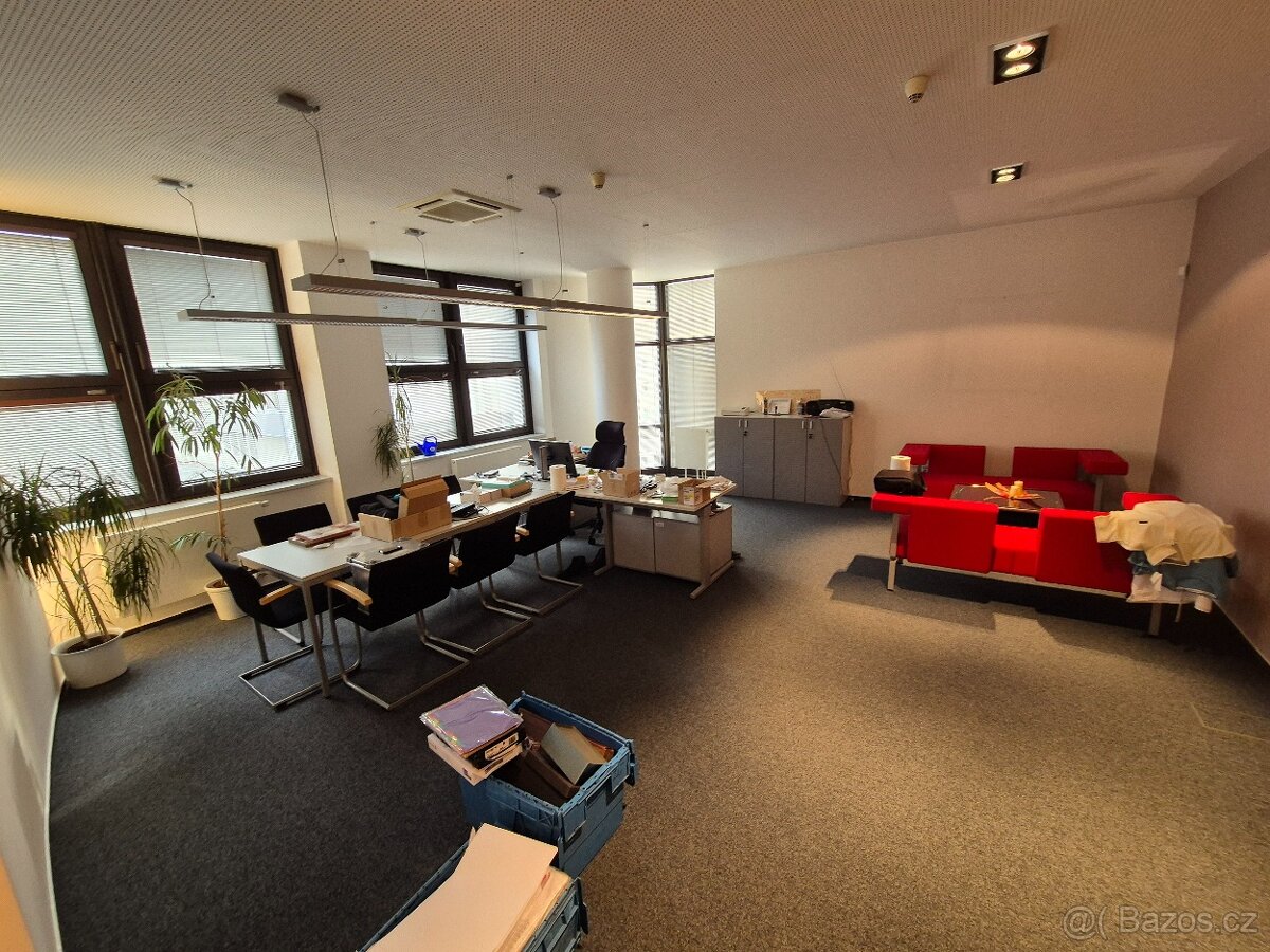 Šance pro vaše podnikání v centru Zlína - 15