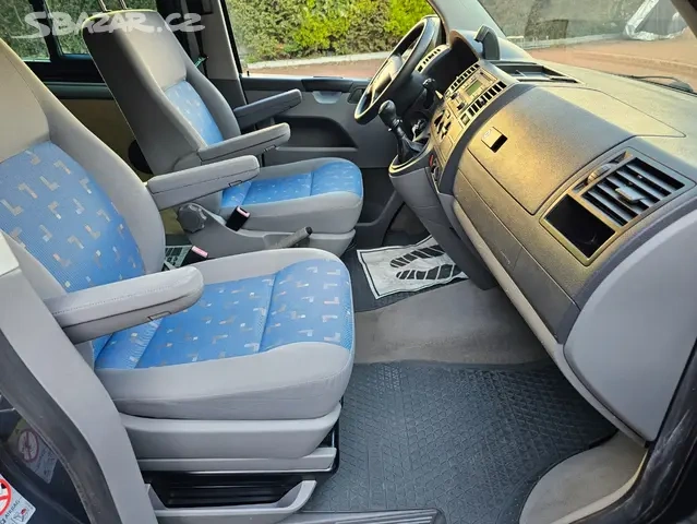 VW Multivan 1.9 TDI 75kW,Beach,Webasto,Tažné,Klima,2007,115 - 15