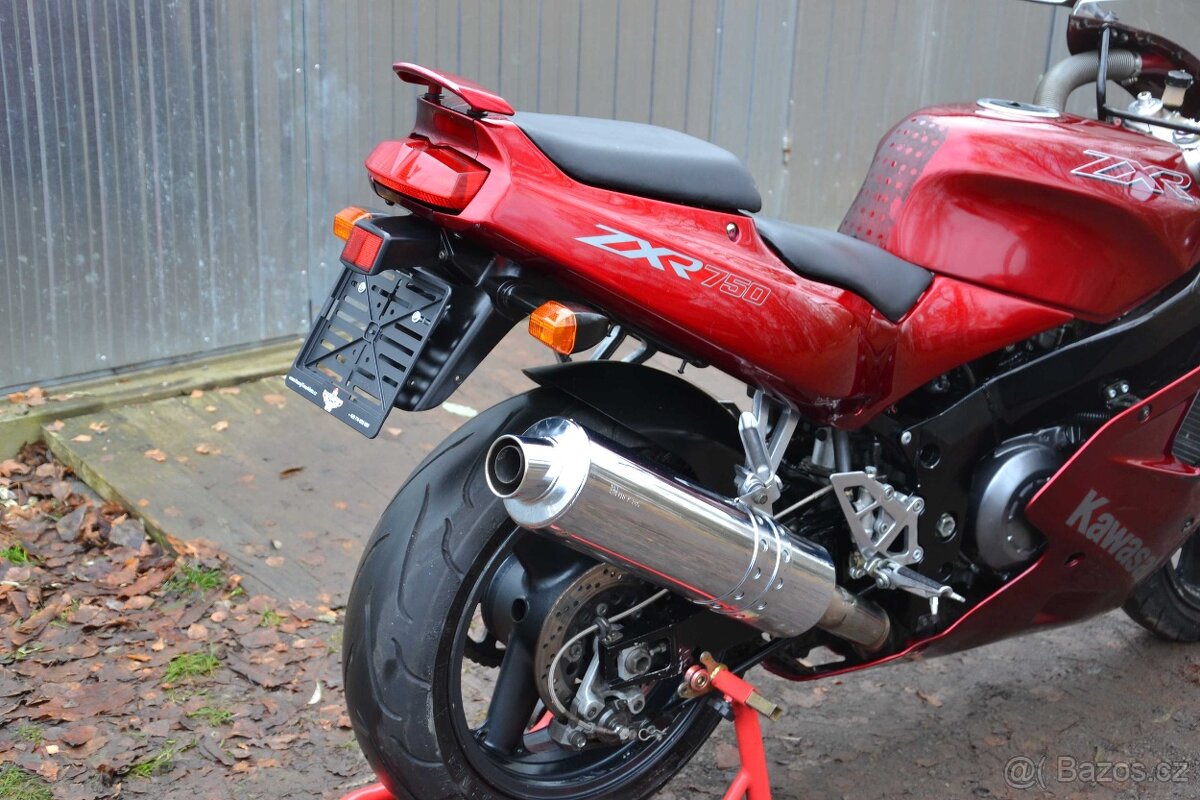 Kawasaki ZXR 750J - 1. majitel - 15