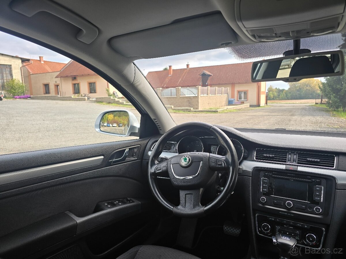 Skoda Superb 1.8i 2009 - 15