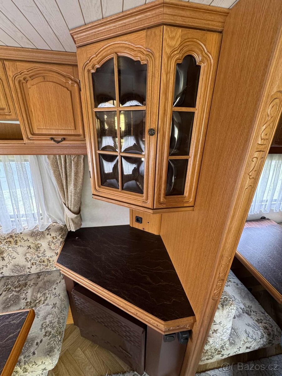 Obytný karavan - 15