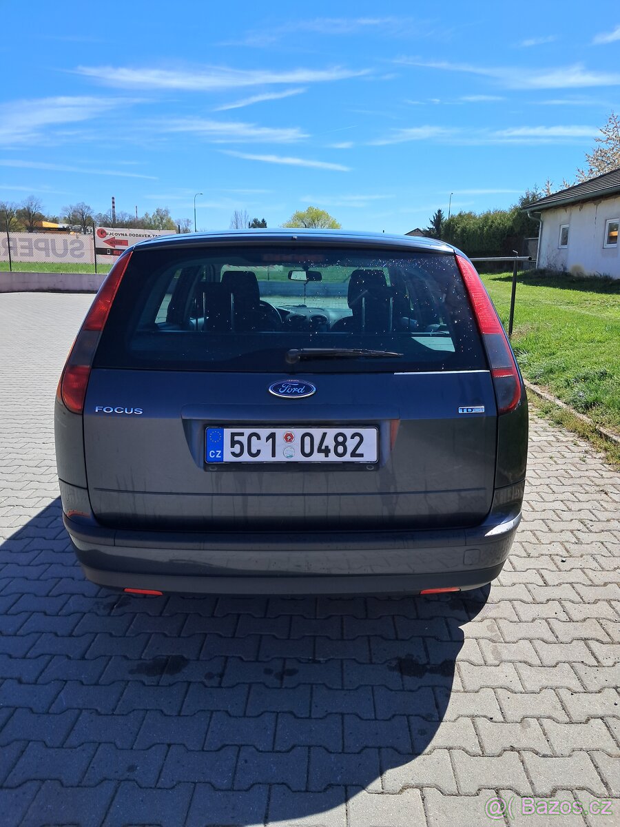 Ford Focus 1.6Tdci - 15