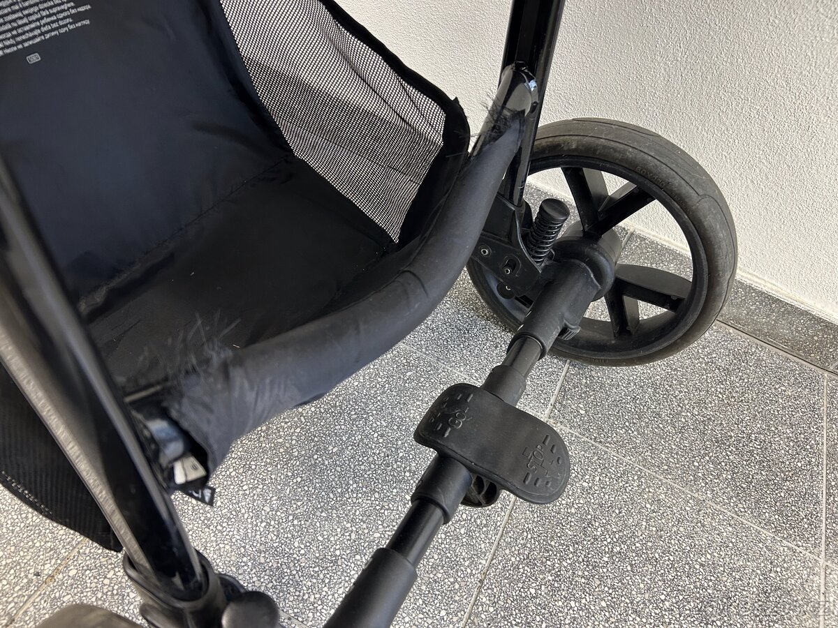 Kočárek Venicci Valdi - 15