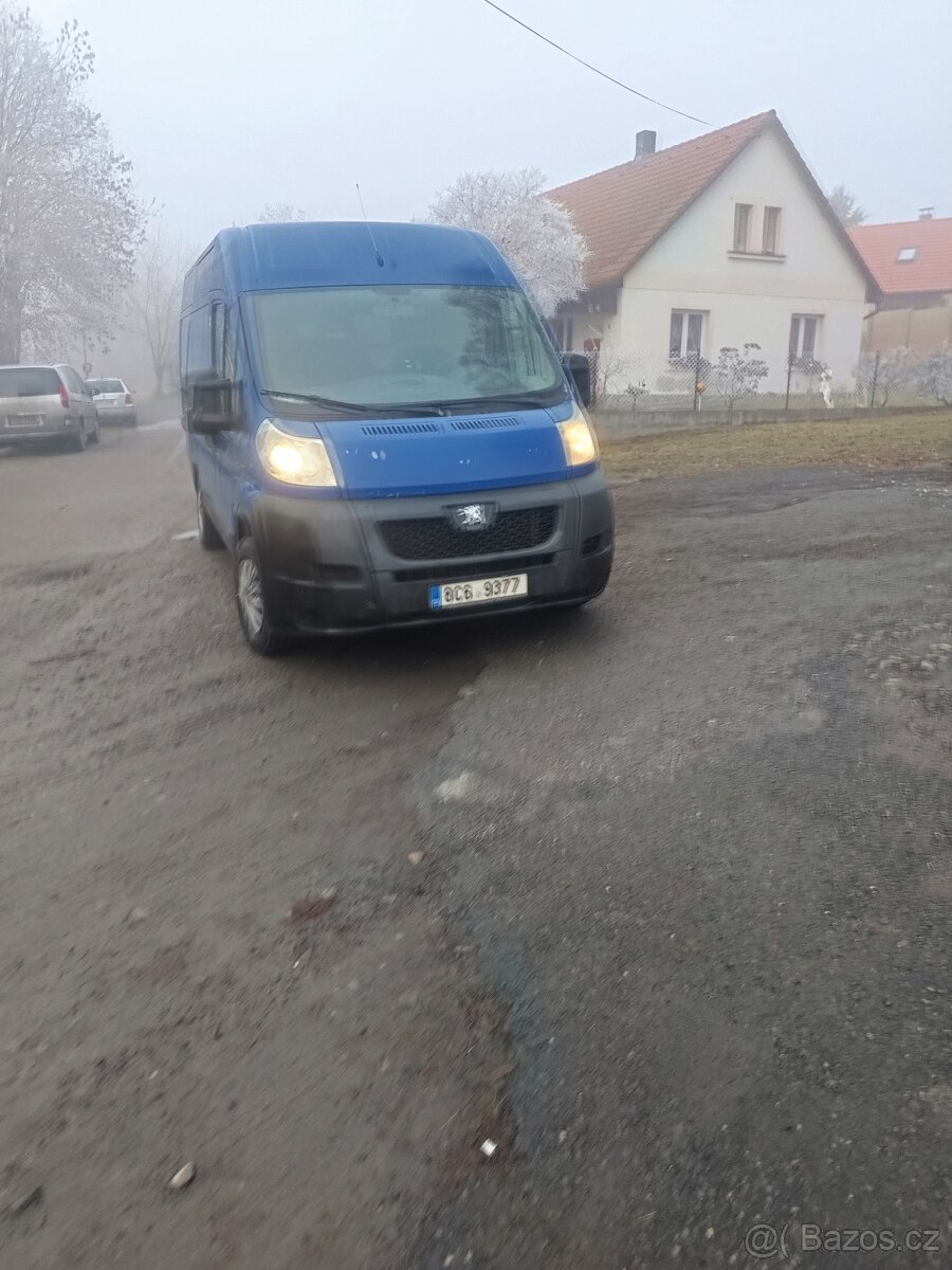 Prodám Peugeot boxer 2.2 HDI 88 kW, nová STK - 15