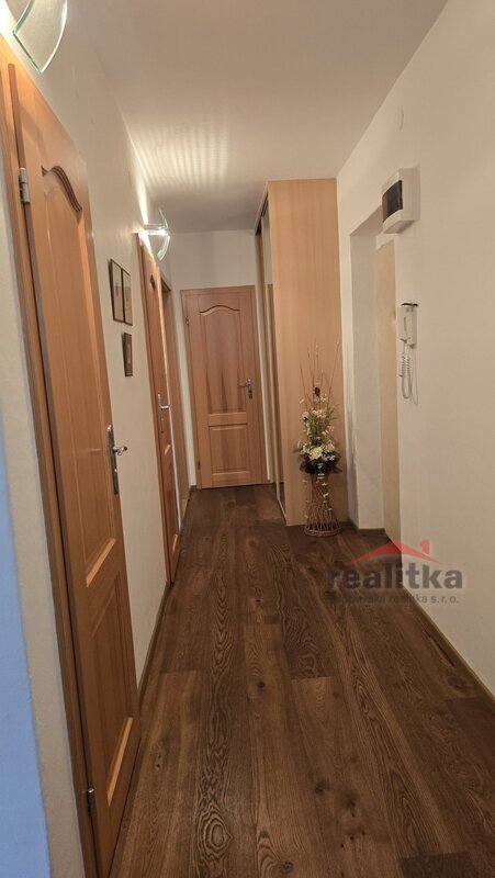 REZERVACEProdej krásného bytu 3+1, 70m2, s balkónem, O - 15