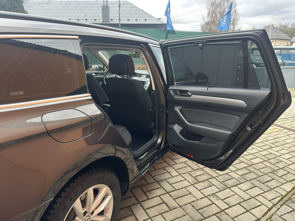 VW Passat 2.0 TDi 110kW - 15