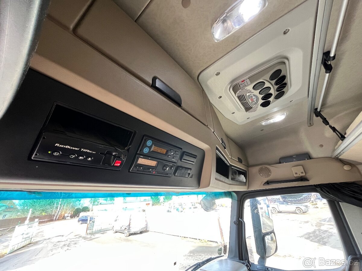 Tahač Mercedes-Benz Actros 1845 LowDeck - 15