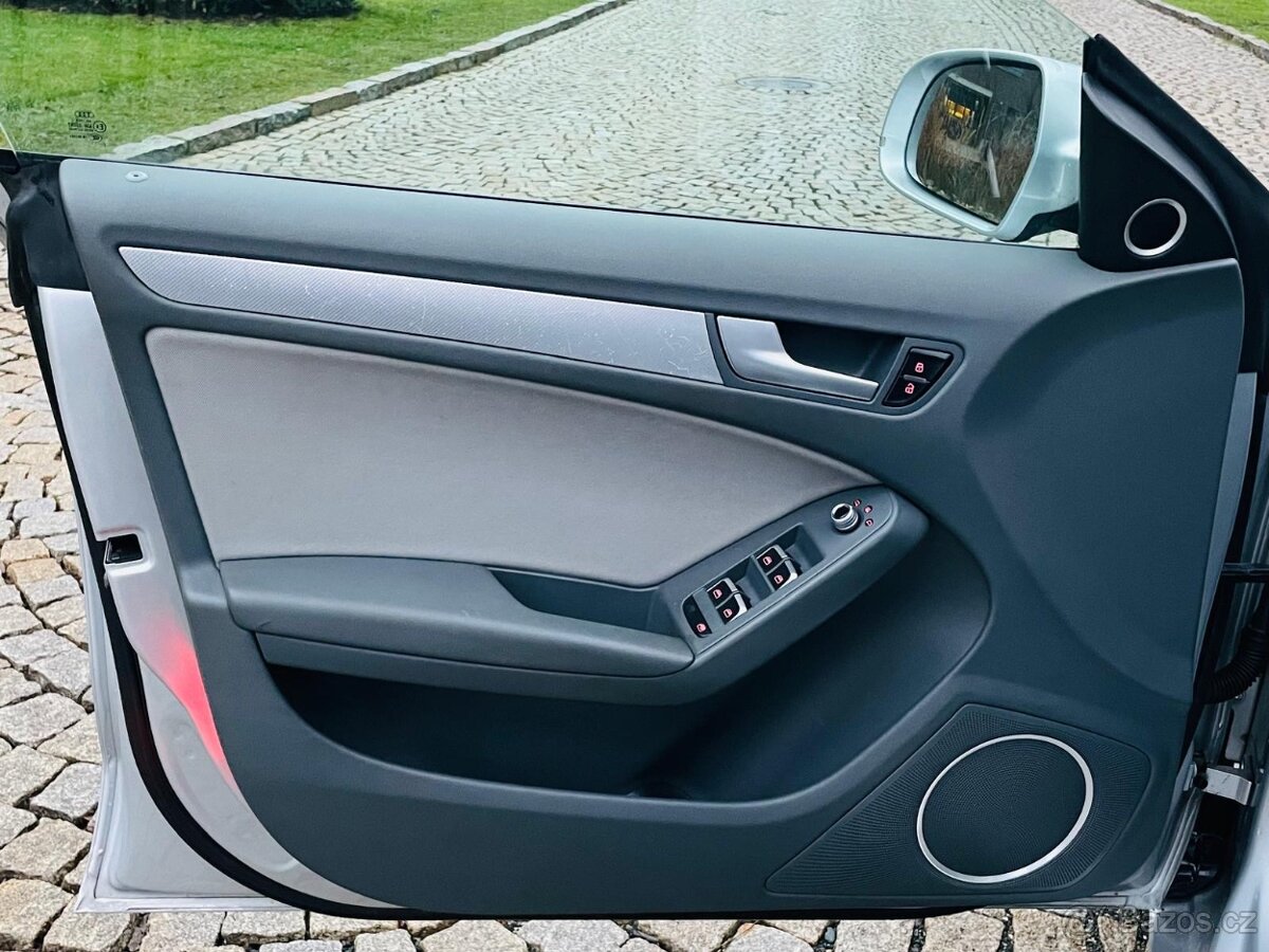 Audi A5 3.0TDI 6V 150KW MANUÁL VYHŘEV SPORTBACK SENZORY Bi X - 15