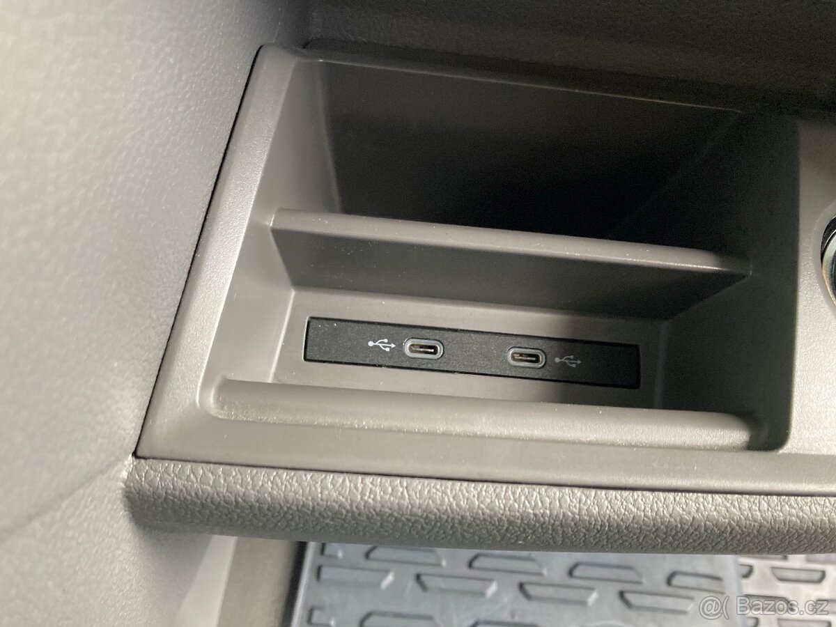 Crafter 35 2021 103kW LED Webasto kamera Navi - 15