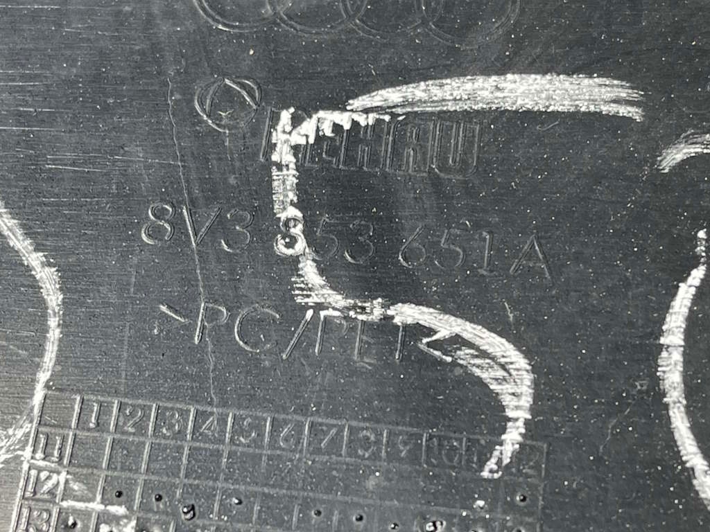 AUDI A3 - 8V - 2013-2016 - maska - 8V3853651 - 15