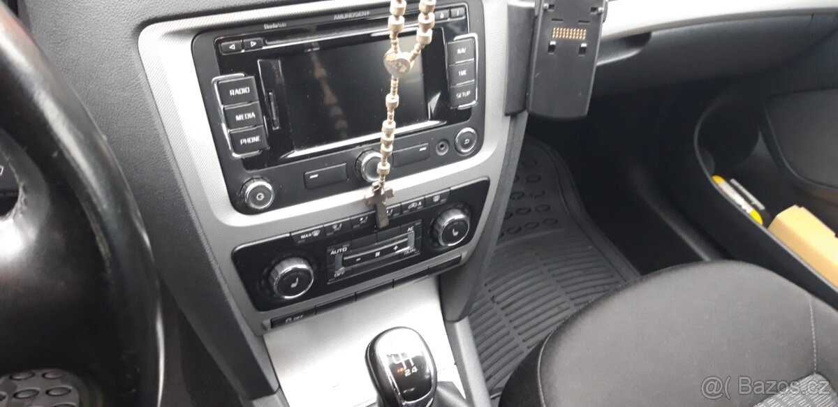 Prodám Octavia 2 combi - 15