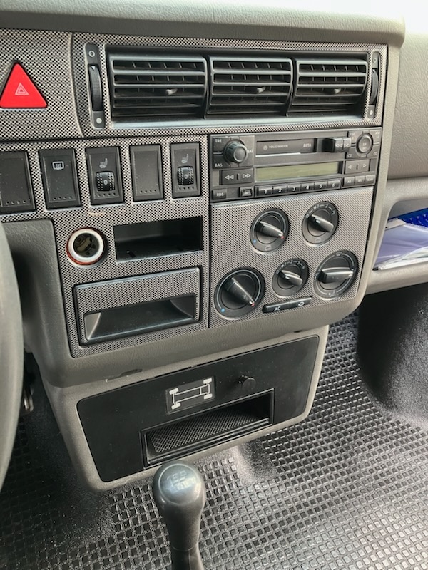 Predám VW T4 Transporter 2,5 Tdi syncro - 15