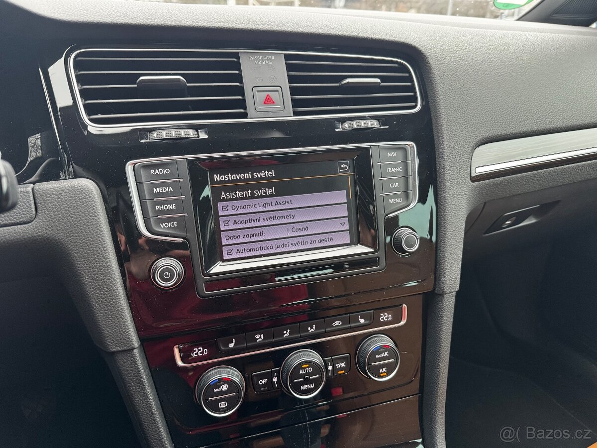 Volkswagen Golf 1.4 TSI 92kw, Edice 40 let, Výbava - 15