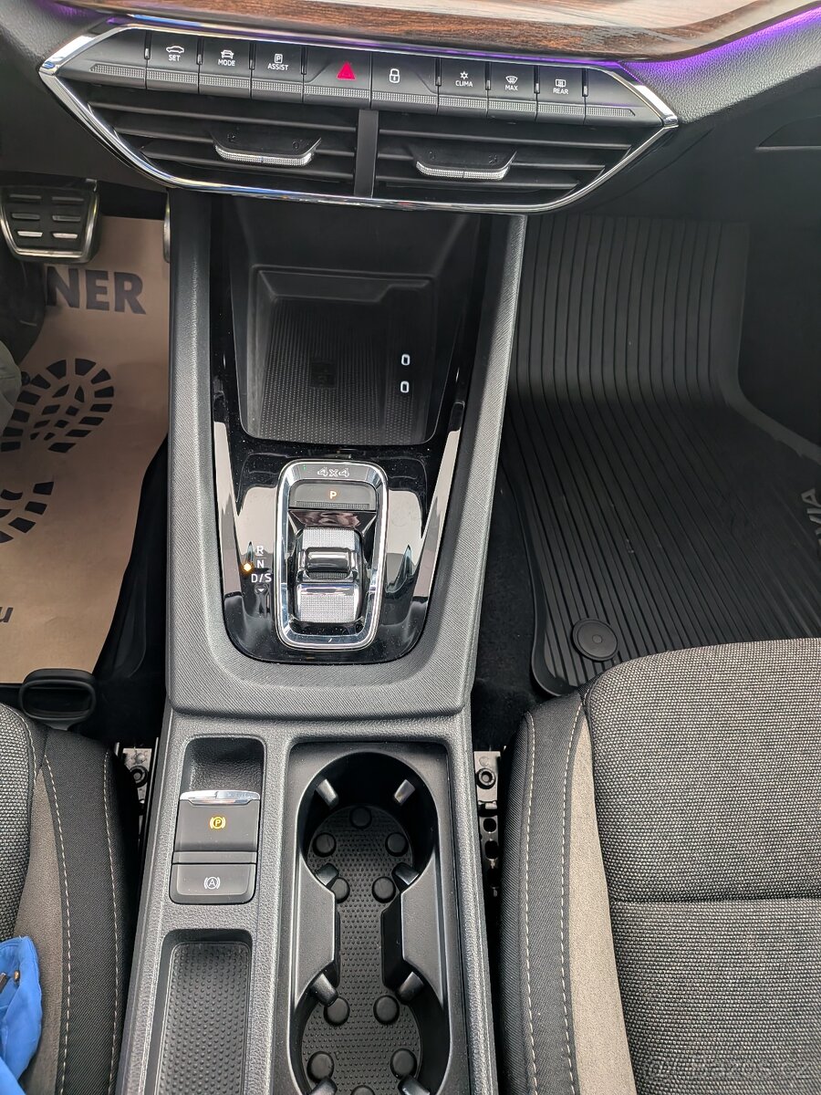 Octavia Combi Scout 2.0 TDI 4x4 DSG - 15