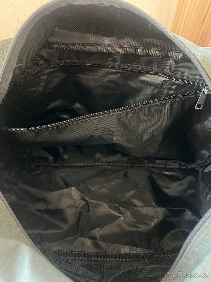 Cestovní lehká taška - 15