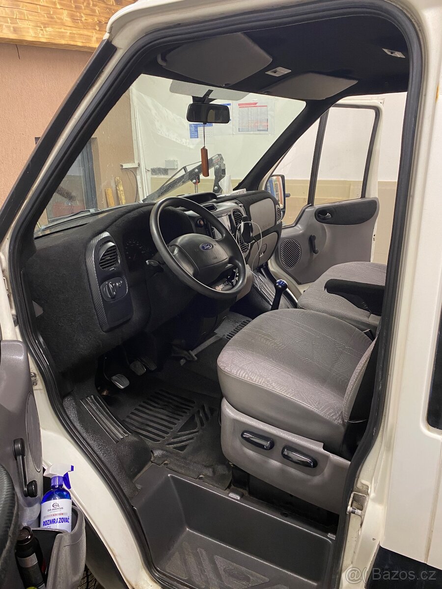 Ford transit - 15