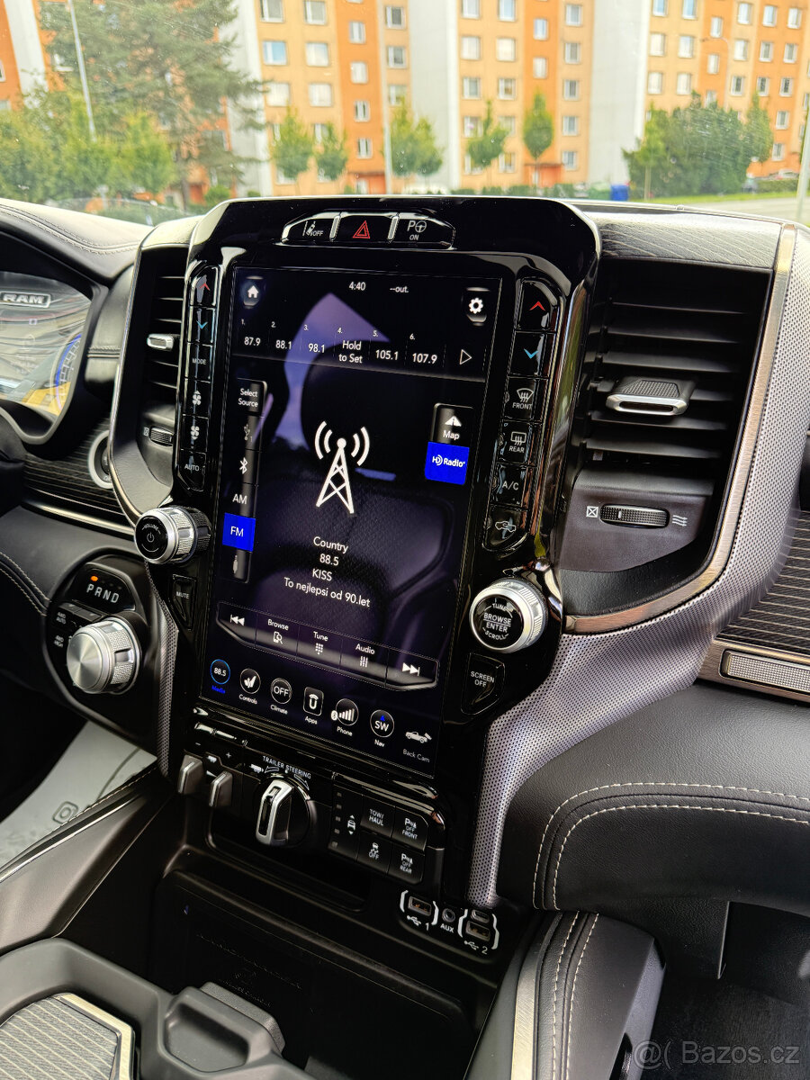 Dodge RAM 1500 LIMITED 5.7 V8 HEMI eTorque--2021--VZDUCH-- - 15